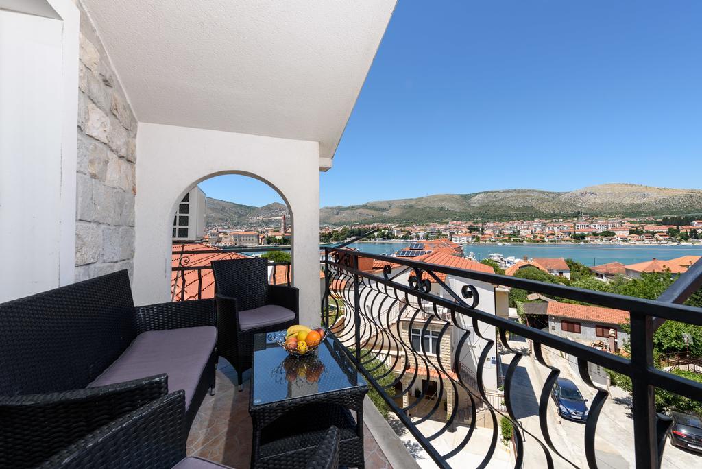 Apartments & Rooms Zaja Trogir Exterior foto